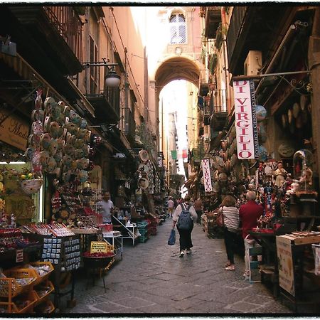 Casina In Centro Storico Daire Napoli Dış mekan fotoğraf